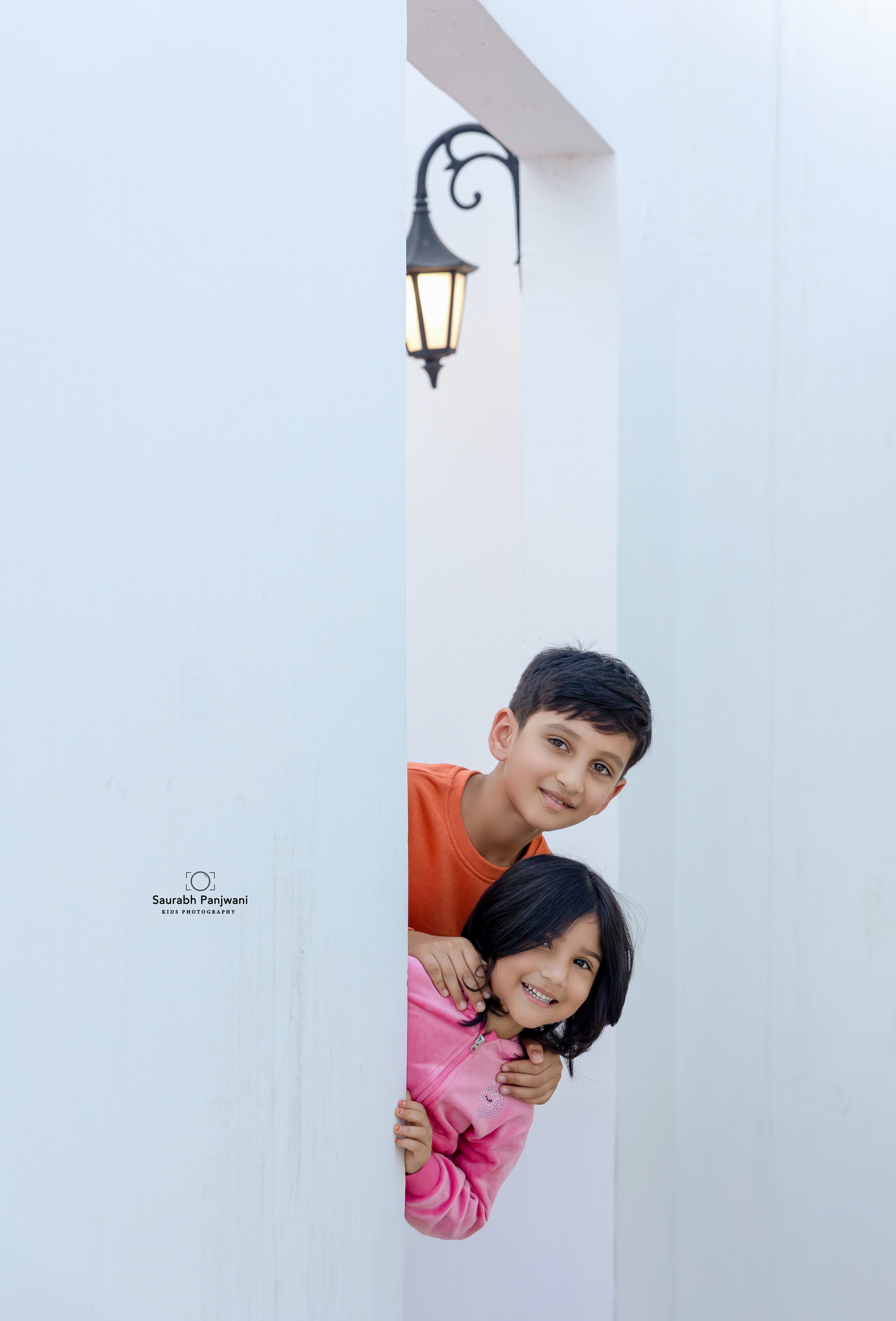 Sibling (Outdoor)