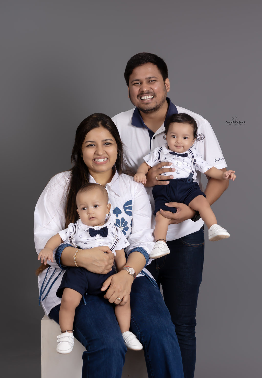 Family Session (Indoor)